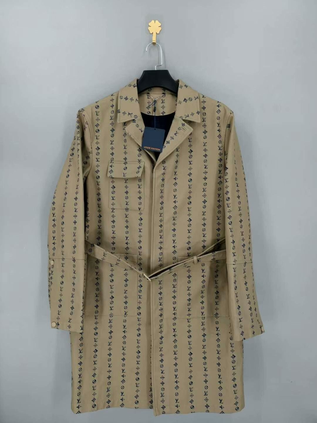 Louis Vuitton louis vuitton long coat with floral print Size US L / EU 52-54 / 3 - 1 Thumbnail