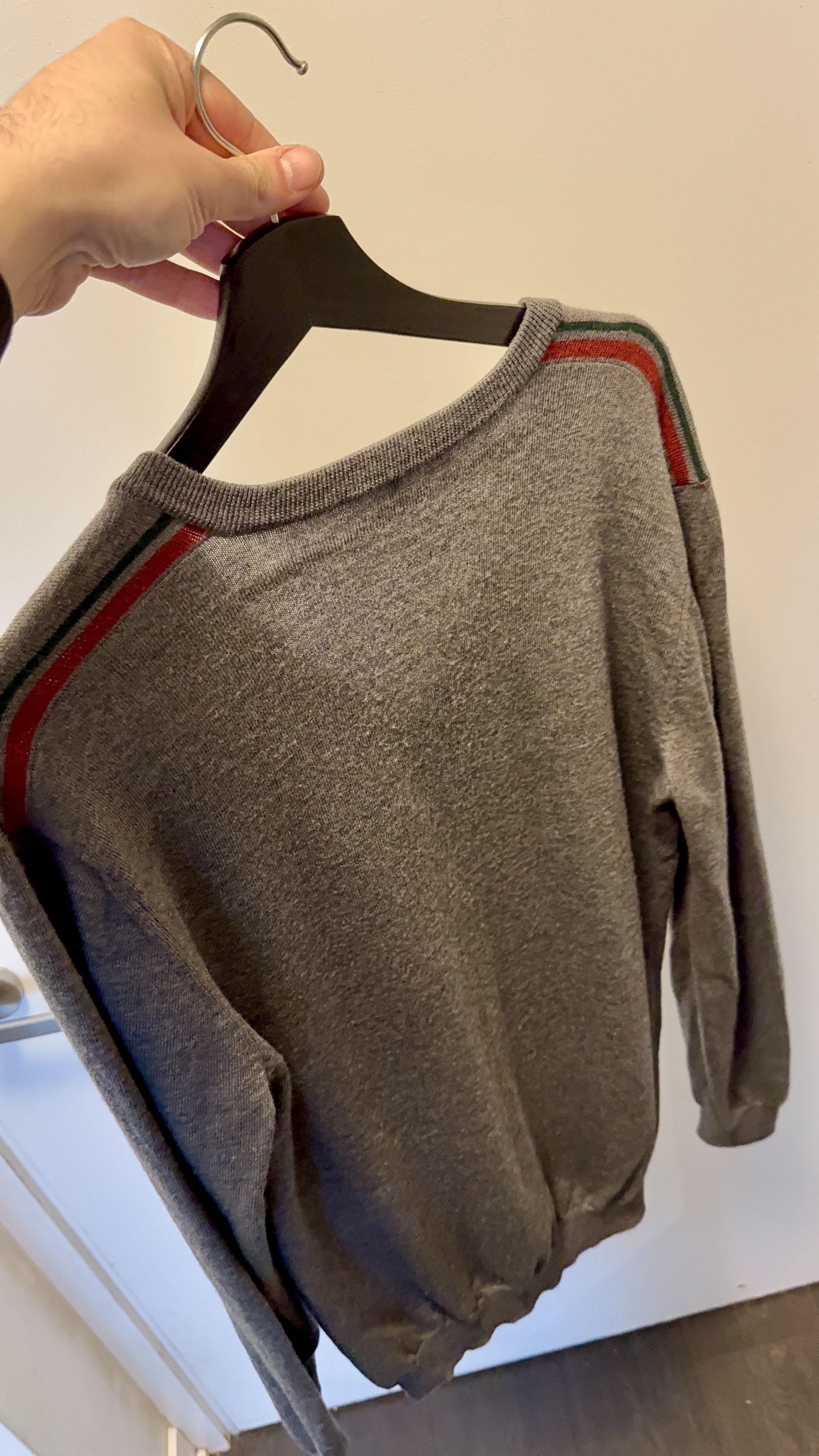 Gucci Gucci Web Shoulder Stripe V-Neck Wool Knit Sweater Grey XL Size US XL / EU 56 / 4 - 3 Thumbnail