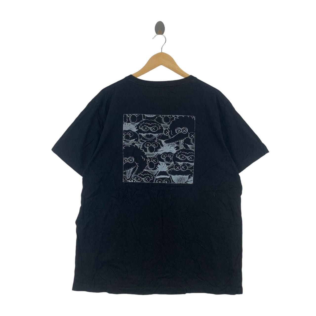 Kaws × Uniqlo KAWS SESAME STREET x UNIQLO Cartoon Tee Shirt Top Size US XXL / EU 58 / 5 - 1 Thumbnail