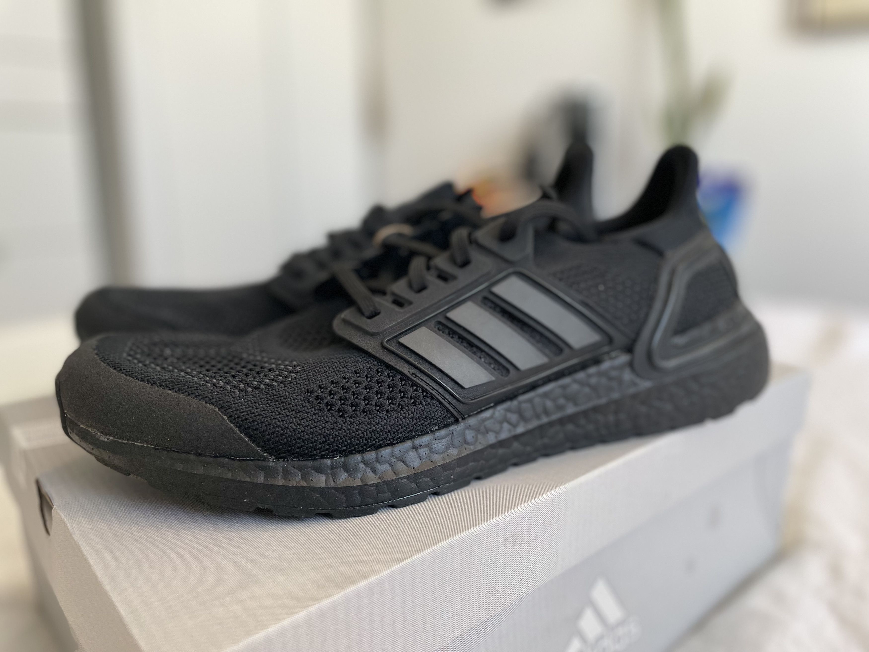 ADIDAS ULTRABOOST 19.5 DNA