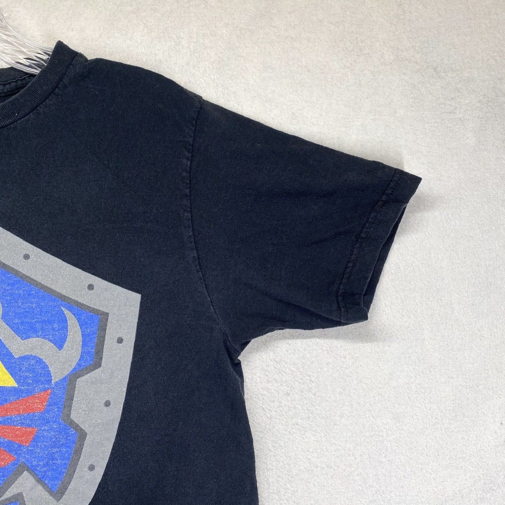 Vintage The Legend of Zelda Hylian Shield Black Graphic Tee M/S Unisex Video Game Size US M / EU 48-50 / 2 - 7 Thumbnail
