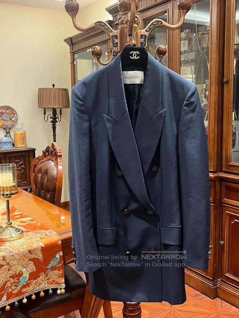 Valentino Valentino Navy suit Size M / US 6-8 / IT 42-44 - 1 Thumbnail