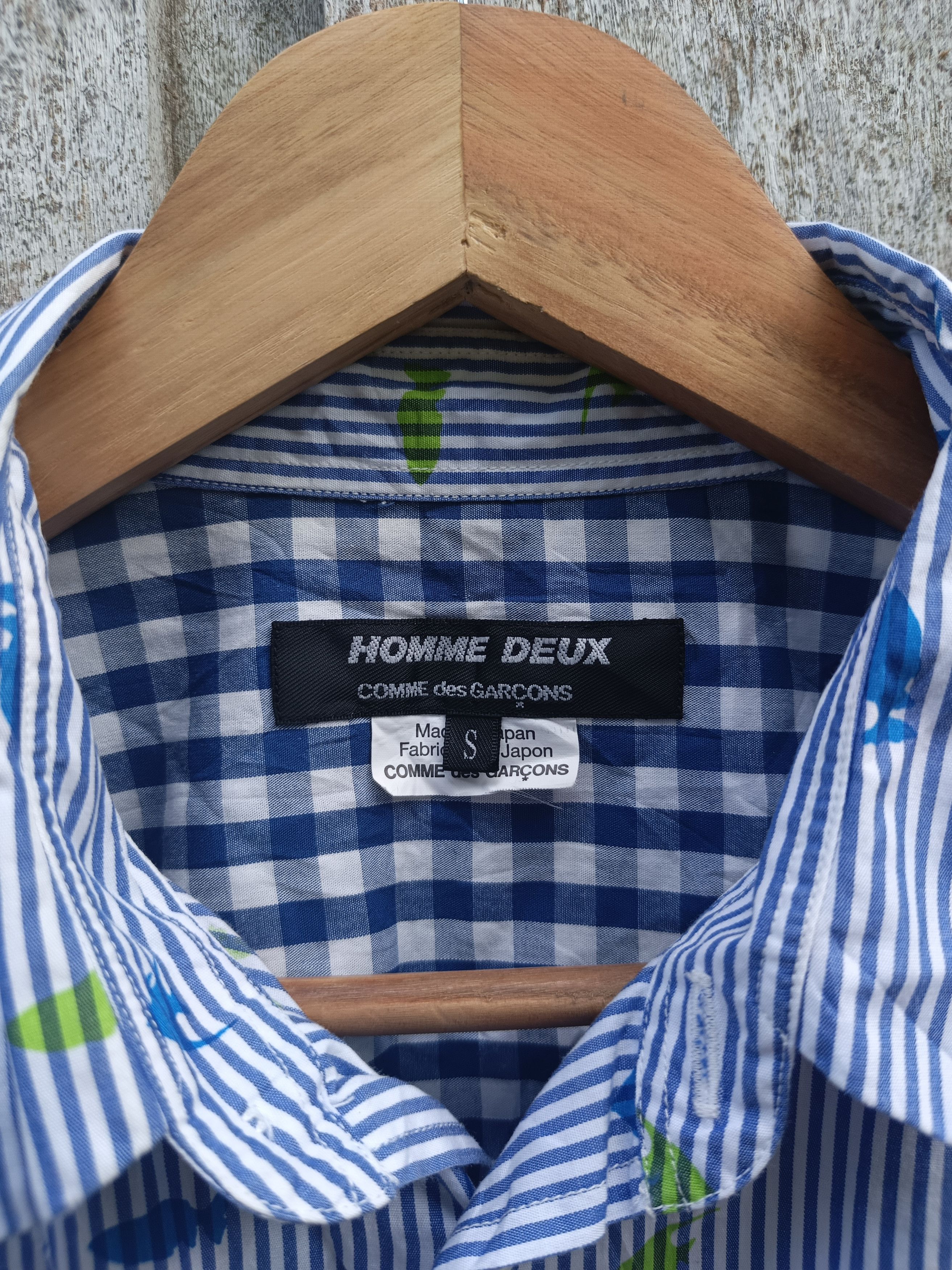 Comme des Garcons Homme Deux COMME des GARCONS Homme Deux fish aop polo Size US S / EU 44-46 / 1 - 3 Thumbnail