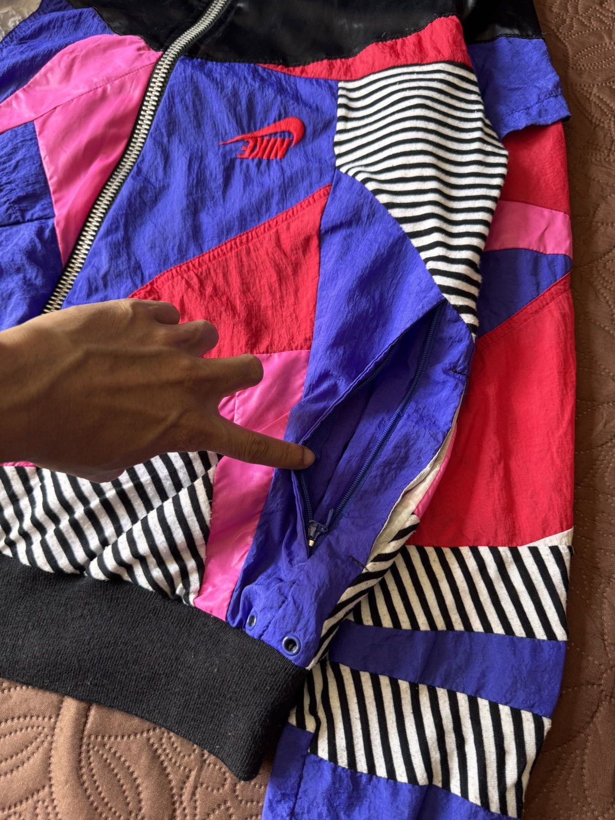 Vinti Andrews Vinti Andrews Archive Reconstructed Patchwork Nike rare❗️ Size US L / EU 52-54 / 3 - 9 Thumbnail