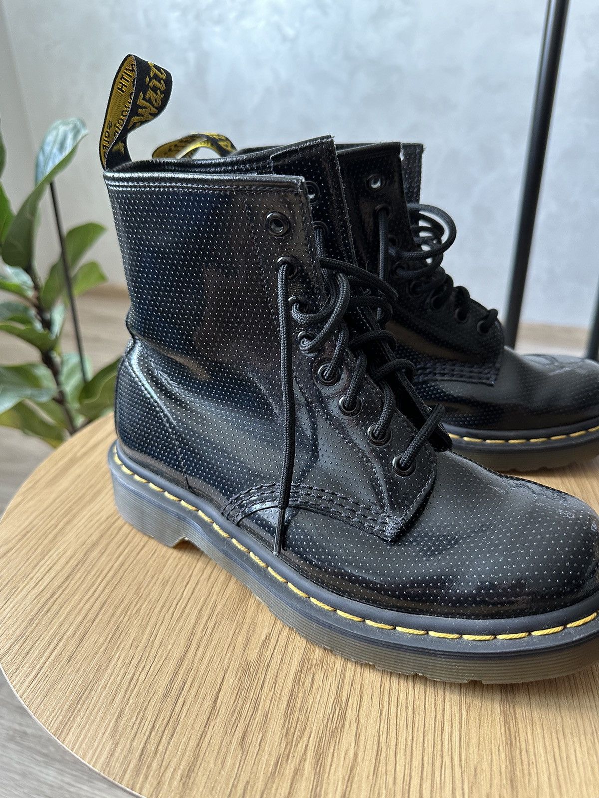 Dr. Martens Dr. Martens Dot Leather Combat Boots Size US 8.5 / IT 38.5 - 3 Thumbnail