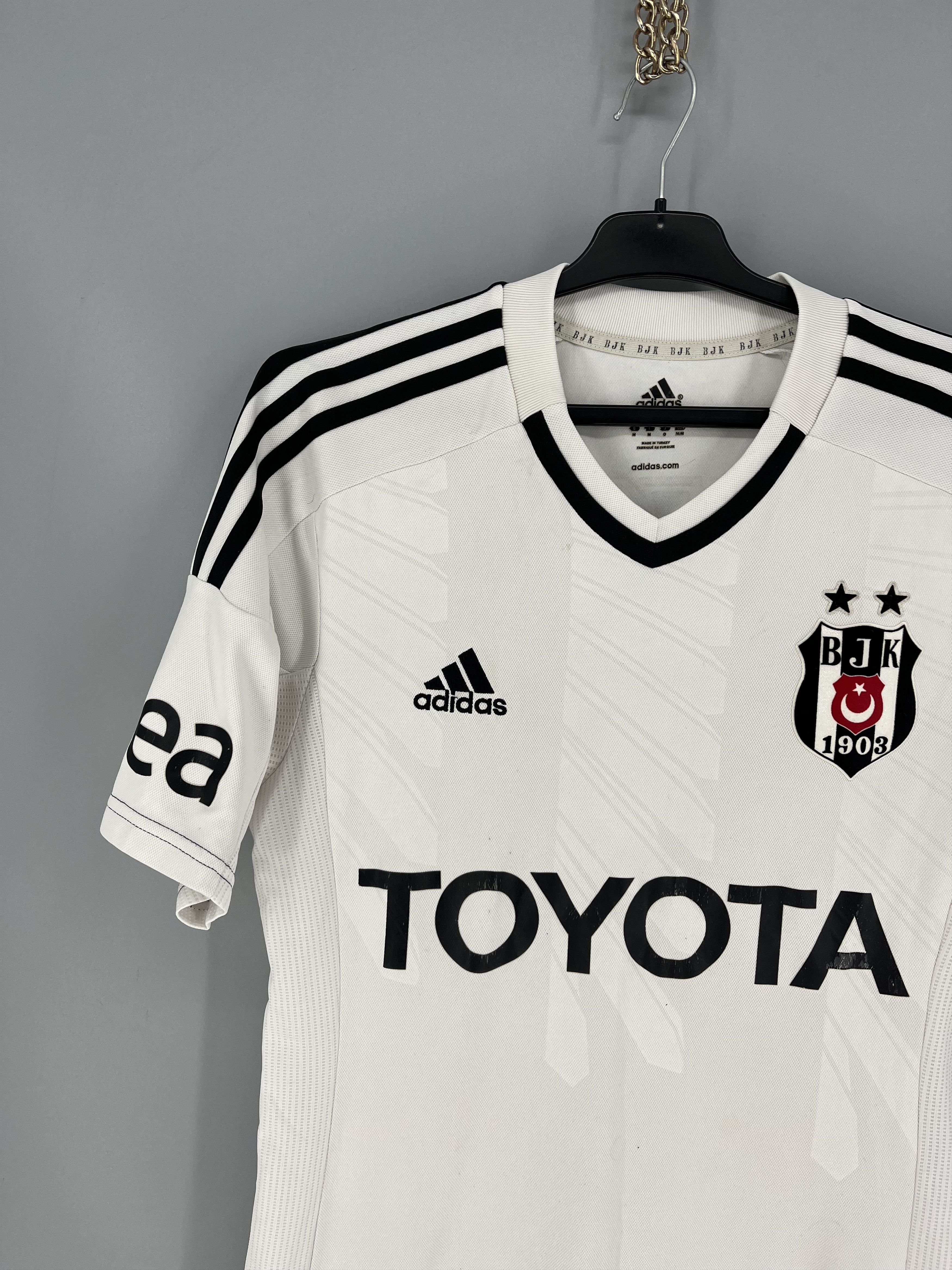 Adidas Beşiktaş 2013 2014 #13 TOLGA Home Football Jersey Adidas Size US M / EU 48-50 / 2 - 4 Thumbnail