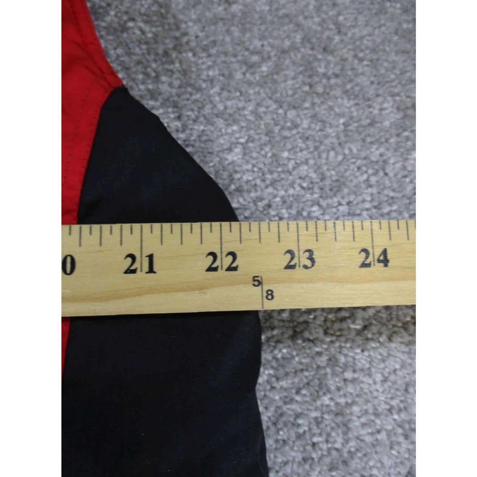 Vintage VINTAGE Lowe Alpine Vest Mens M Red Black Insulated Gorp 90s Size US M / EU 48-50 / 2 - 6 Thumbnail