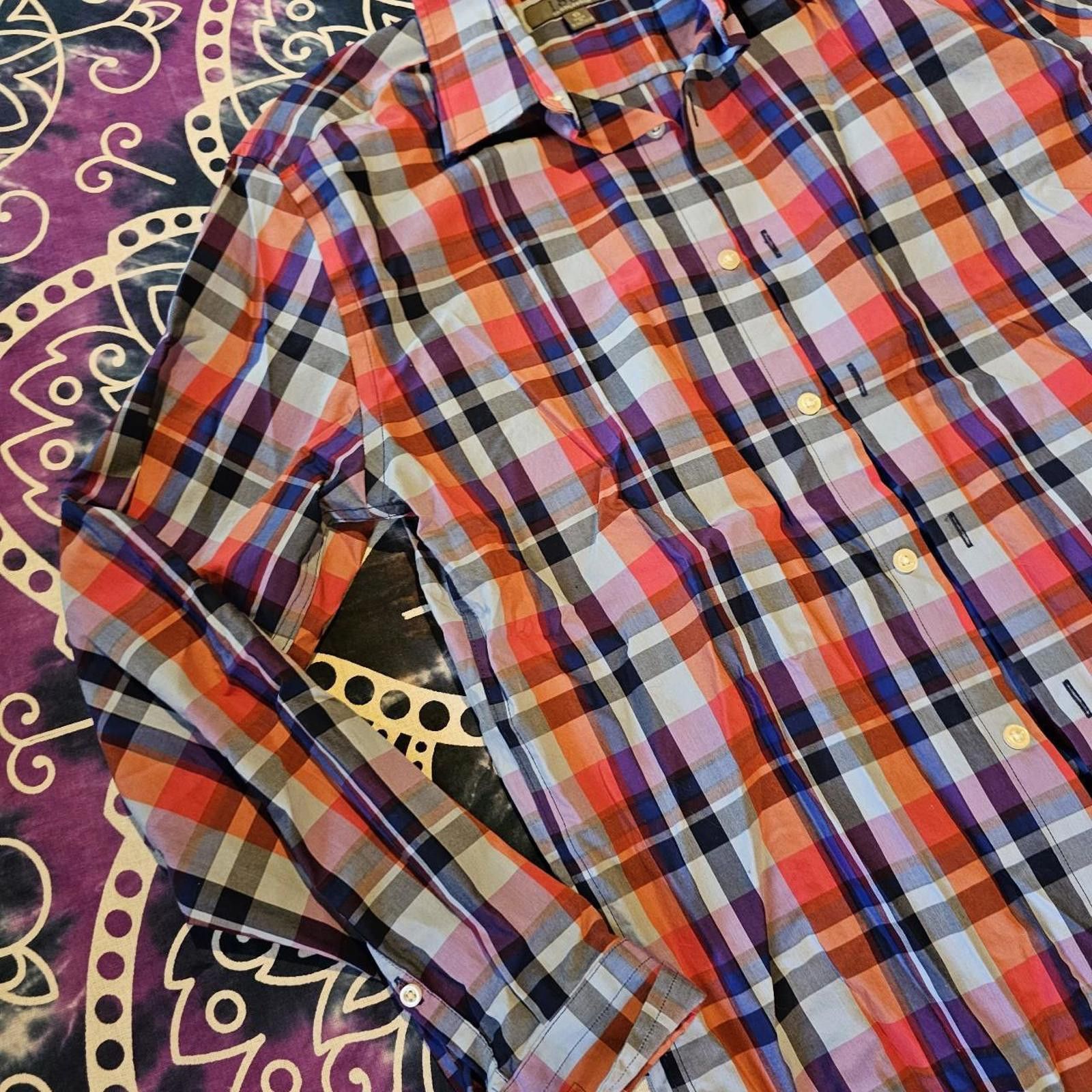 Designer MEN'S PLAID NON-IRON BUTTON DOWN SHIRT Size US S / EU 44-46 / 1 - 3 Thumbnail
