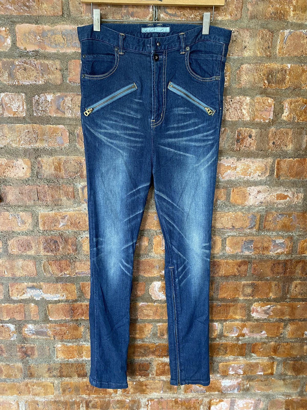 Japanese Brand 2000s Private Brand AG Japan multipocket leg long zipper Size US 30 / EU 46 - 2 Thumbnail