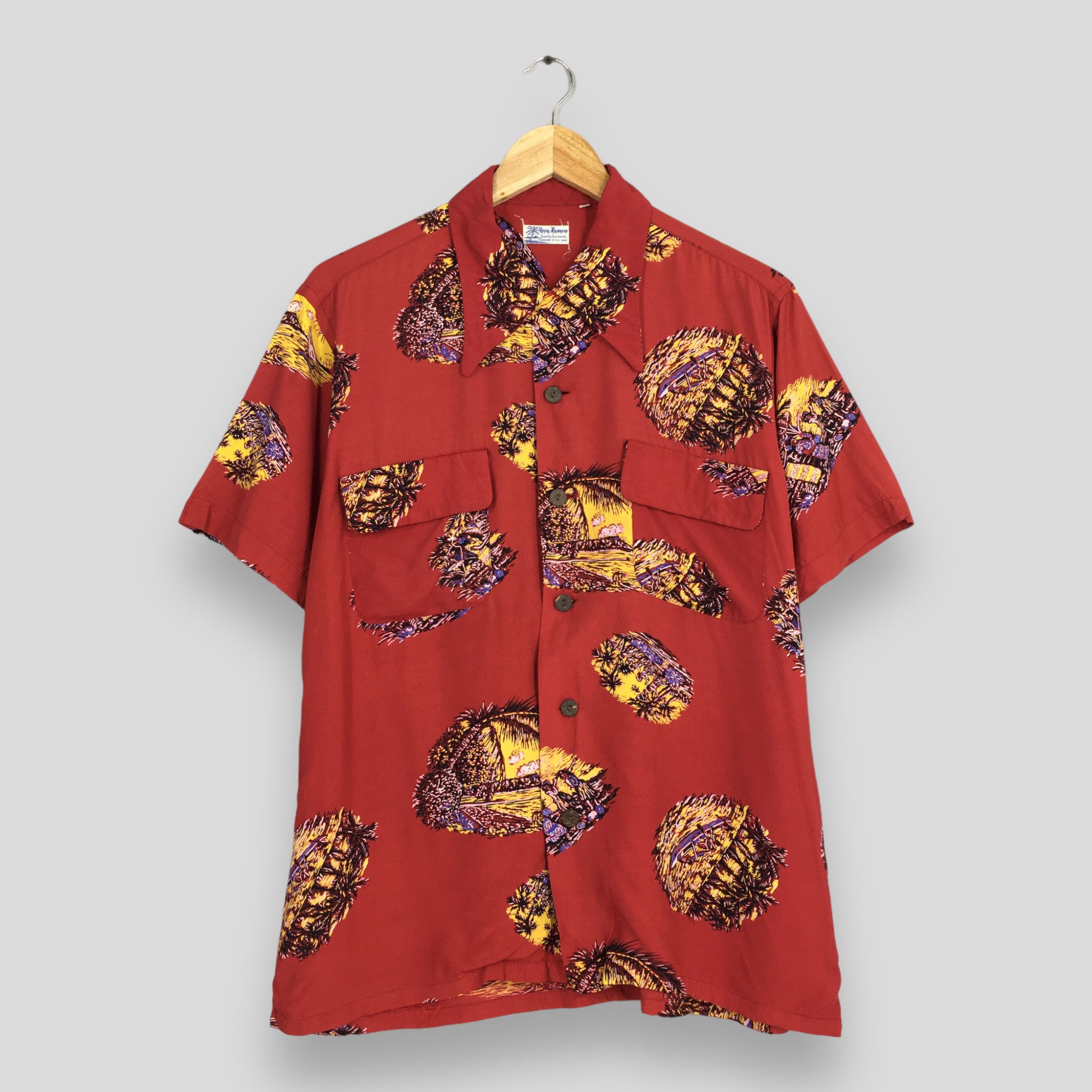 image of Made In Hawaii x Surf Style Vintage 1980S Royal Hawaiian Red Surfing Beach Rayon Shirt M (Size Medi
