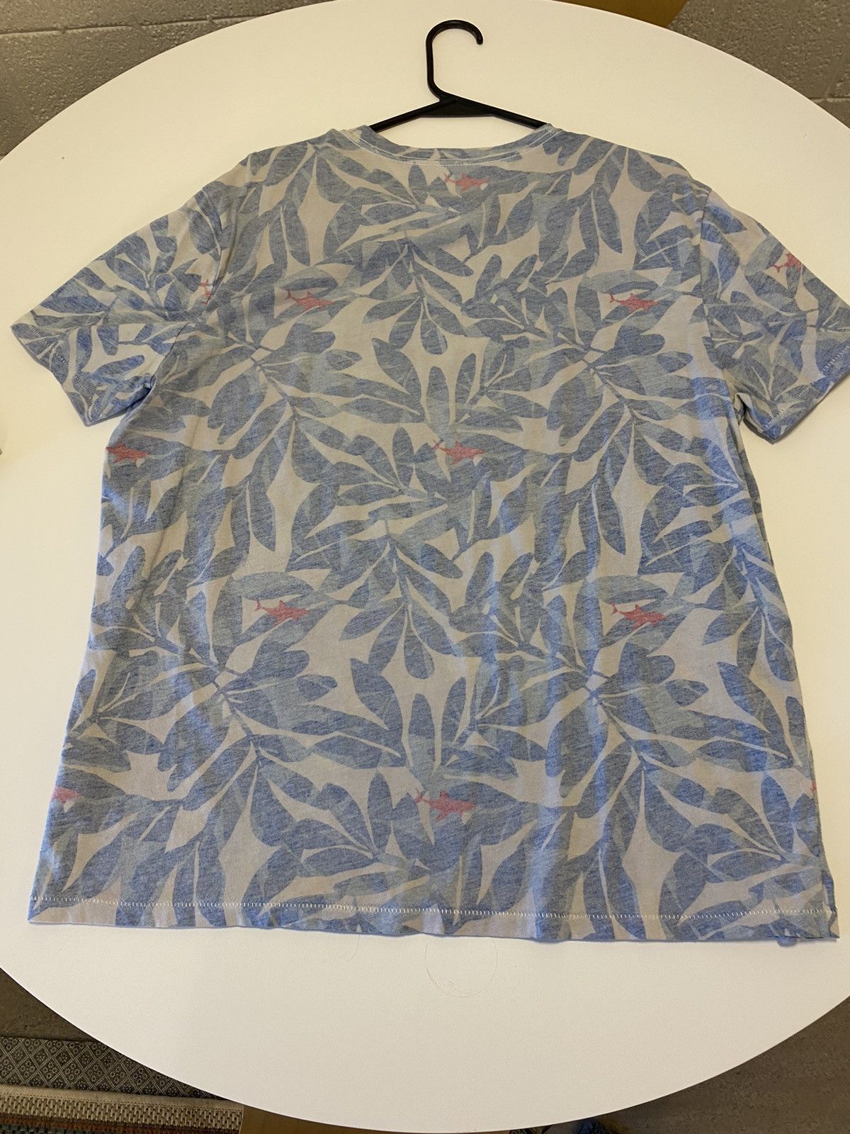 Tommy Hilfiger × Tommy Jeans Floral Shark Tommy Hilfiger T-shirt Size US L / EU 52-54 / 3 - 2 Thumbnail