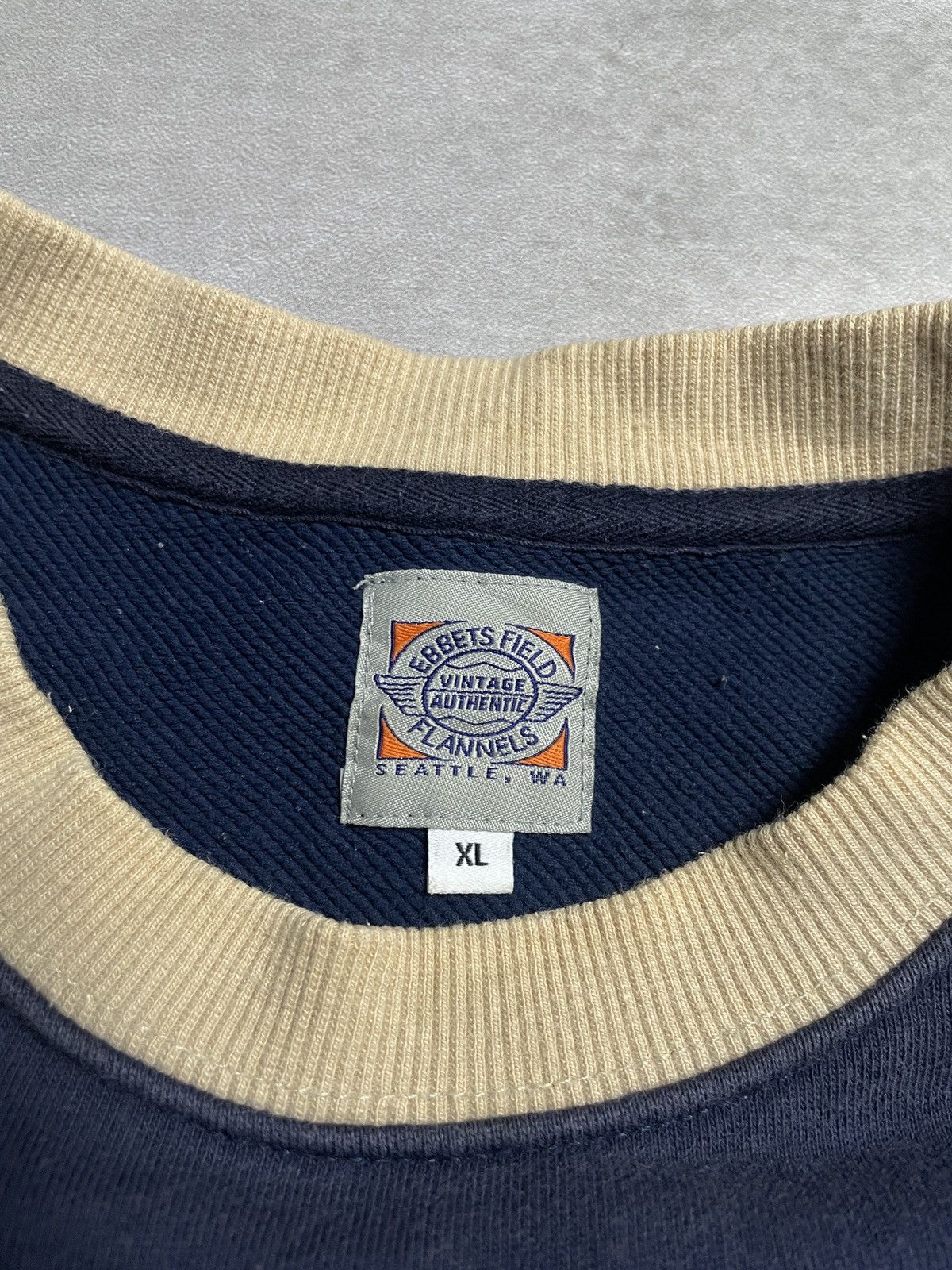 Ebbets Field Flannels Ebbets Field Flannels 3 Tone Color Sweathshirt Size US XL / EU 56 / 4 - 4 Thumbnail