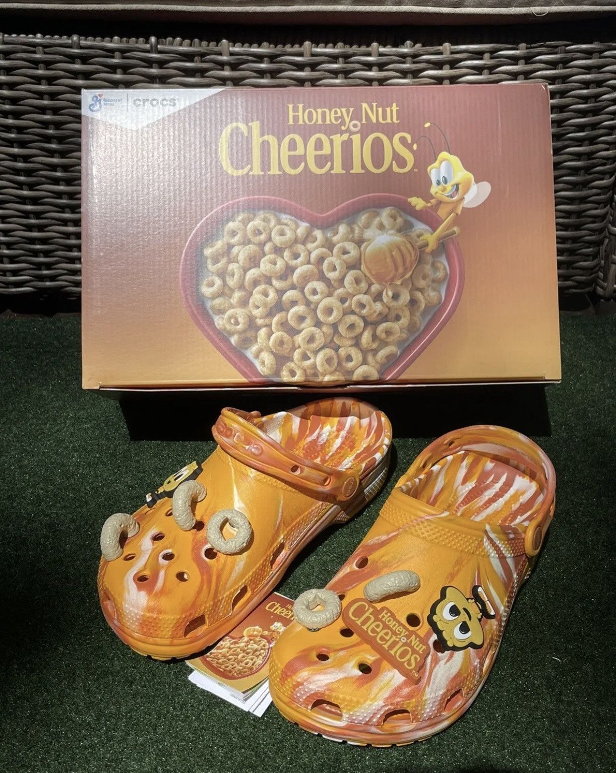 Crocs Crocs Classic Clog Honey Nut Cheerios Size 12 BRAND NEW Size US 12 / EU 45 - 2 Thumbnail