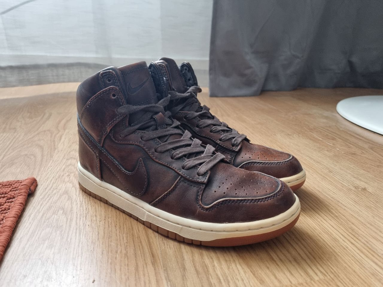 Nike Dunk High Lux Burnished
