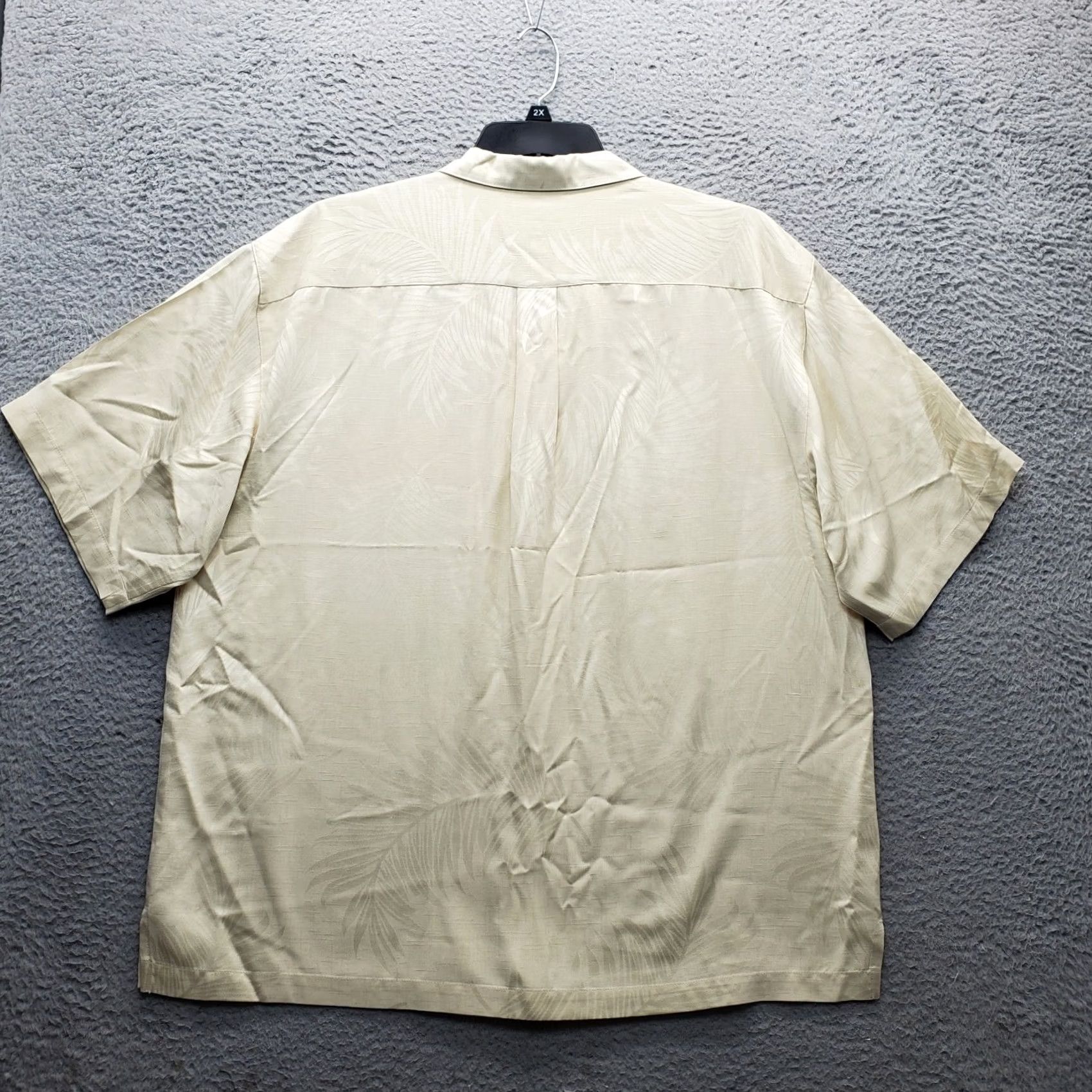 Vintage Jamaica Jaxx Hawaiian Shirt Men XL Tan Silk Tropical Texture Side Slit Button Up Size US XL / EU 56 / 4 - 2 Thumbnail