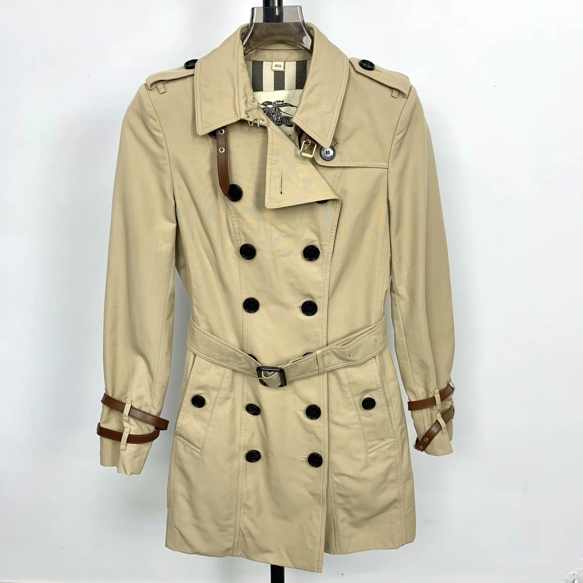 Burberry Burberry Casual Coat 39 Women Size M / US 6-8 / IT 42-44 - 1 Thumbnail