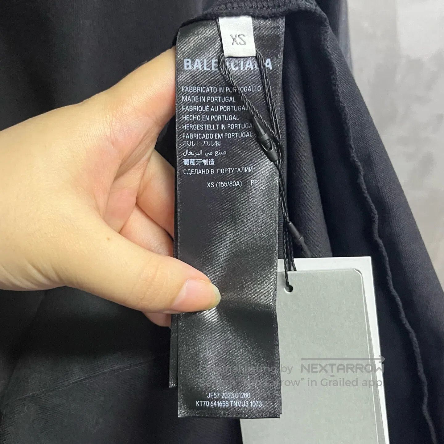 Balenciaga Balenciaga Black logo, water diamond pattern, round-neck s Size US XS / EU 42 / 0 - 3 Thumbnail
