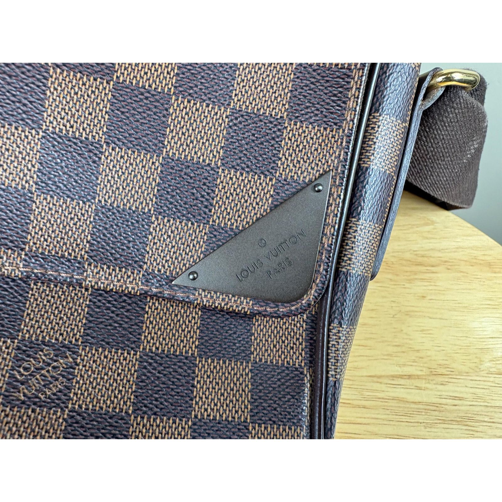 Louis Vuitton Authentic Louis Vuitton Shelton MM Damier Ebene Messenger Size ONE SIZE - 8 Thumbnail