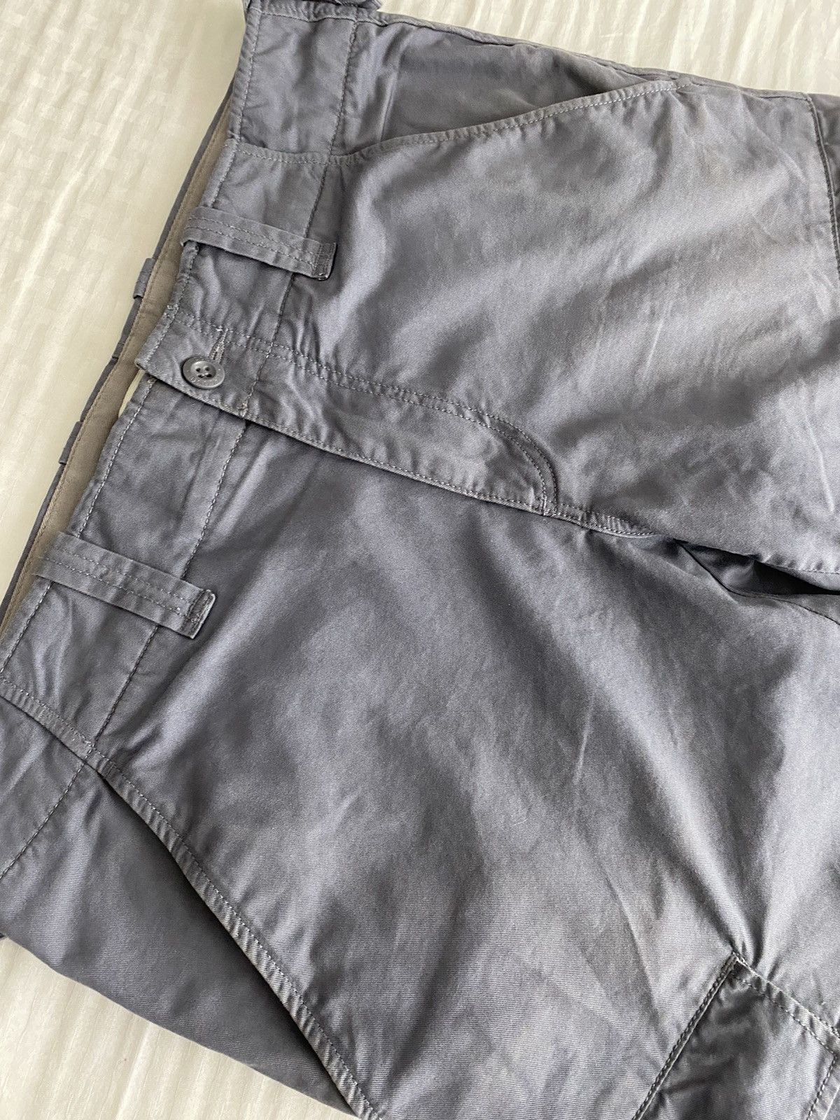 Lacoste Lacoste pants with side pockets slim fit Size US 32 / EU 48 - 7 Thumbnail