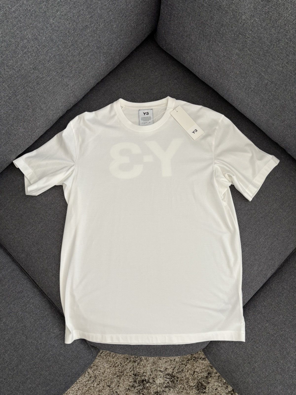 Y-3 Y-3 Back Logo T-shirt Size US M / EU 48-50 / 2 - 1 Thumbnail