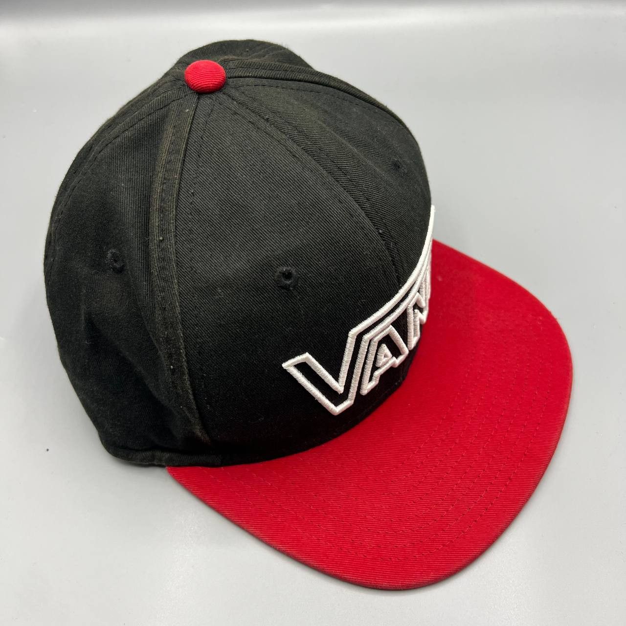 Vans Vans Hat Men Black Red Spell out Snap Back Cap Size ONE SIZE - 3 Thumbnail