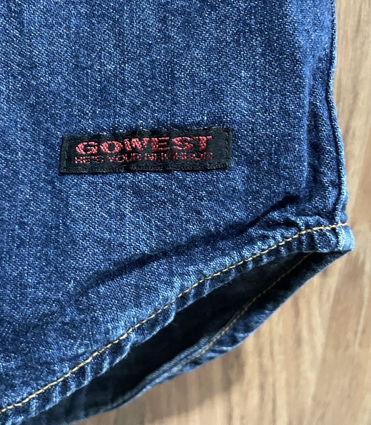 Japanese Brand GOWEST PEARL SNAP BUTTON STUDDED DENIM SHIRT Size US M / EU 48-50 / 2 - 4 Thumbnail