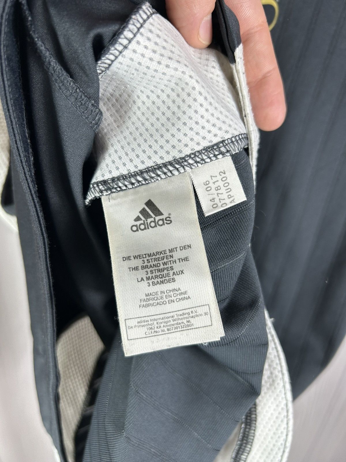 Adidas Vintage Real Madrid 2006/07 Training Jersey Vest Size M Size US M / EU 48-50 / 2 - 14 Thumbnail