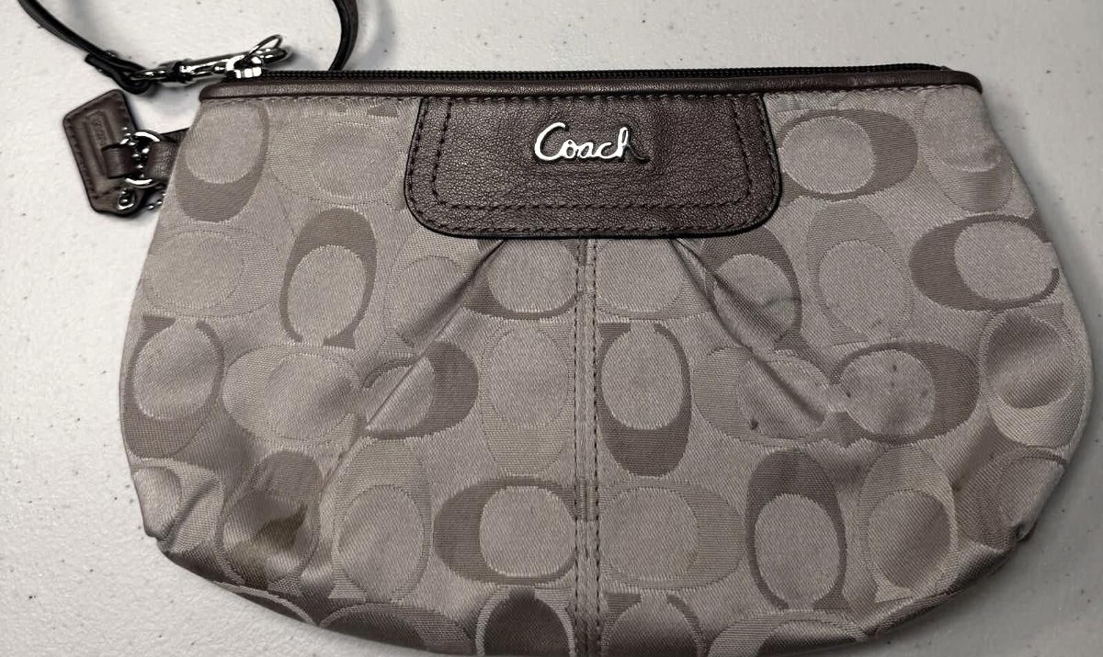 Coach Coach Signature Print Wristlet Wallet Size ONE SIZE - 1 Thumbnail