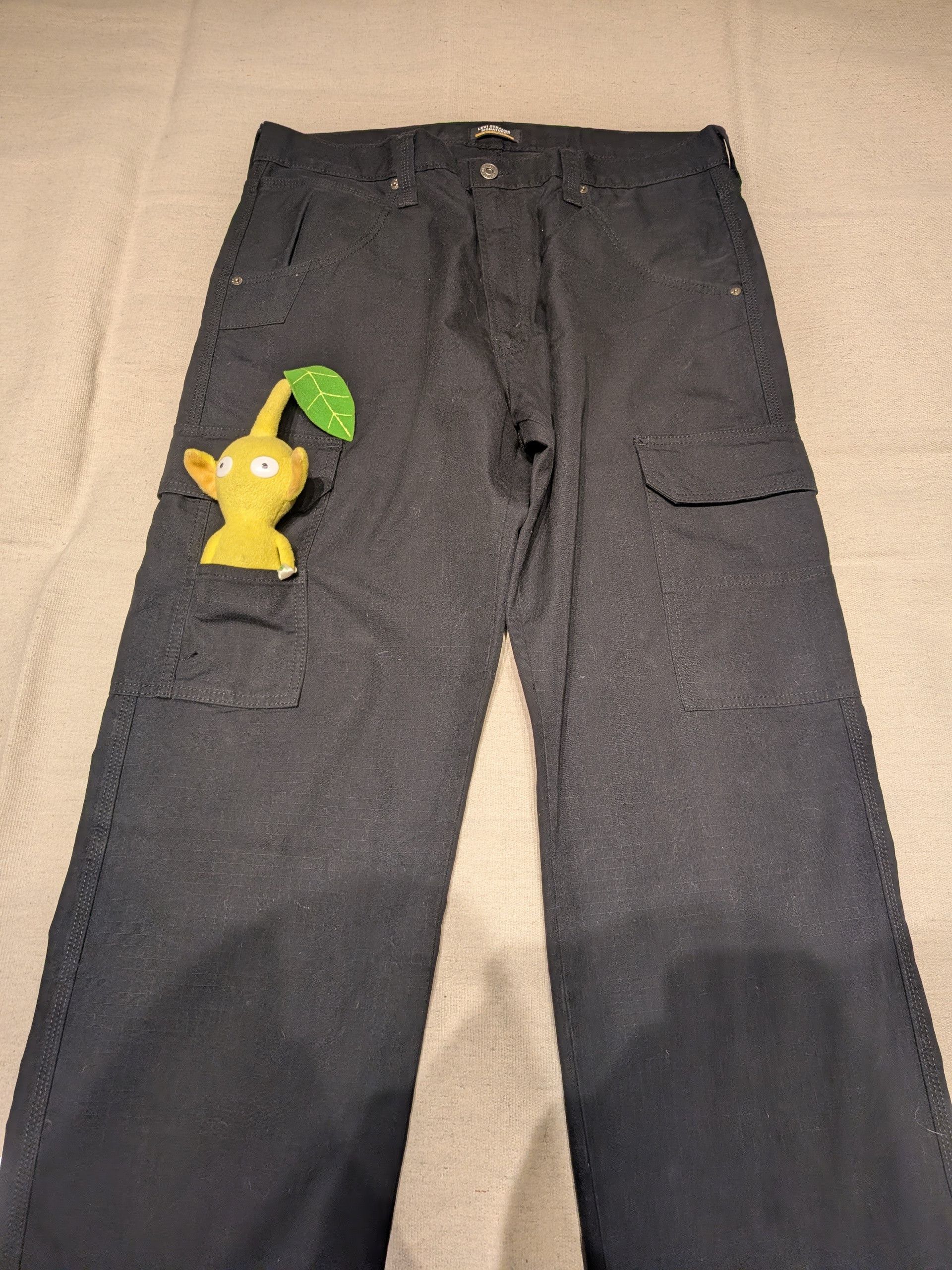 Levi's Levis Workwear ripstop cargo pants mens 36 32 Size US 36 / EU 52 - 2 Thumbnail