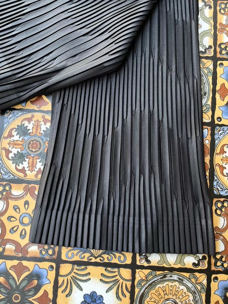 Issey Miyake Issey Miyake size:2 Black wide-leg pants Size 42" / US 20 - 1 Thumbnail