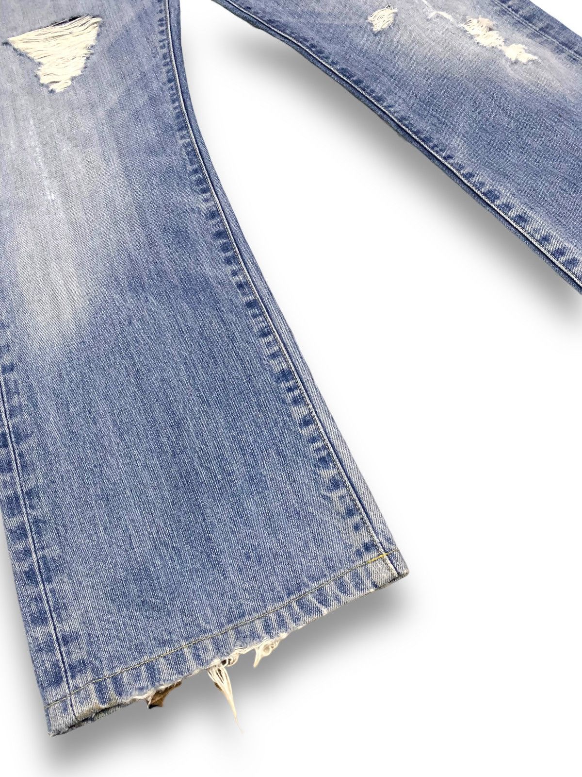 Undercover × Uniqlo Vintage Uniqlo UJ S002 Dirty Blue Wash Distressed Jeans Size US 32 / EU 48 - 11 Thumbnail