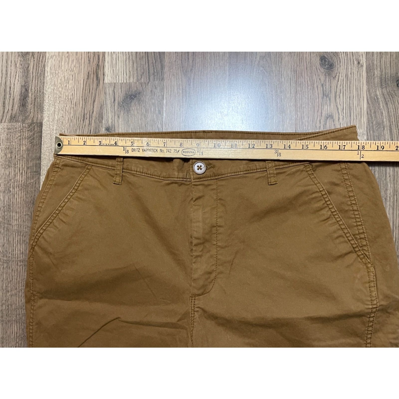Old Navy VINTAGE? No. Old Navy Pants Women's 16 Brown Straight Leg Chino Pants Shirt? Size 38" / US 16 / IT 52 - 7 Thumbnail
