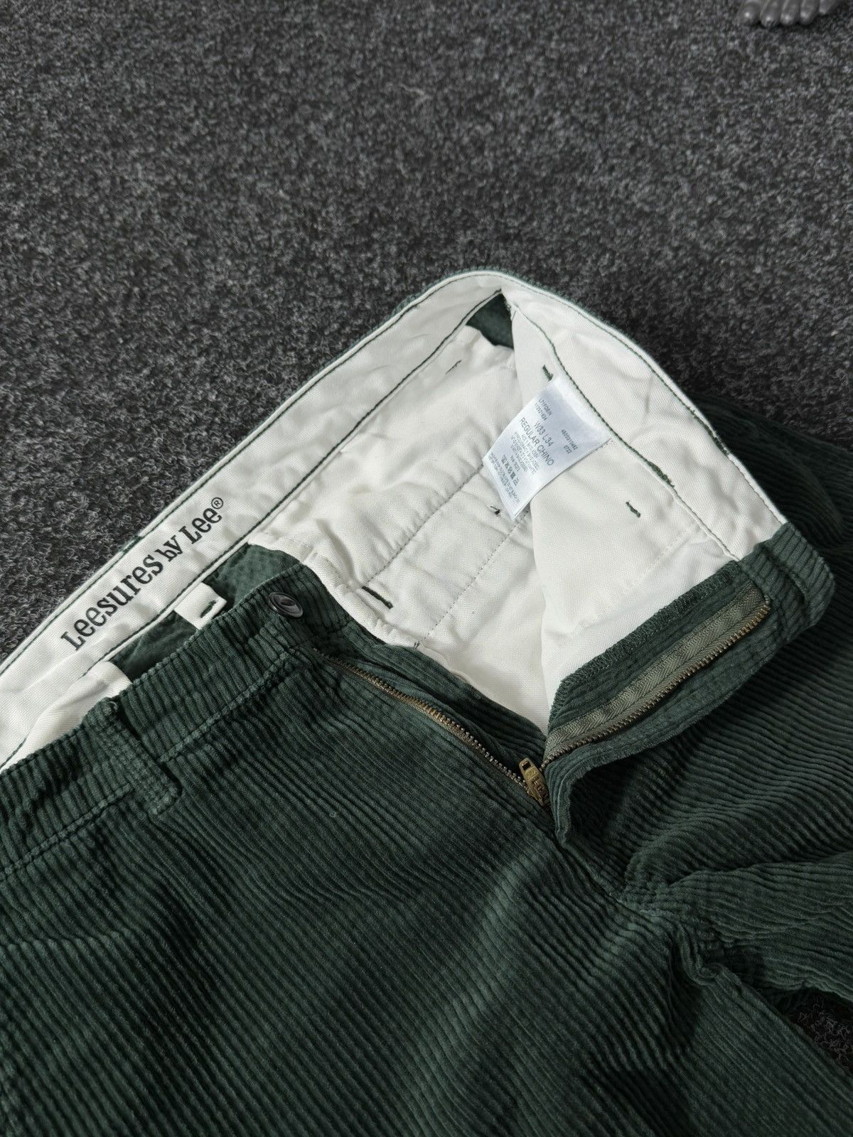 Japanese Brand × Lee Vintage 90s style velvet Lee Y2K sweatpants casual pants Size US 33 - 6 Thumbnail