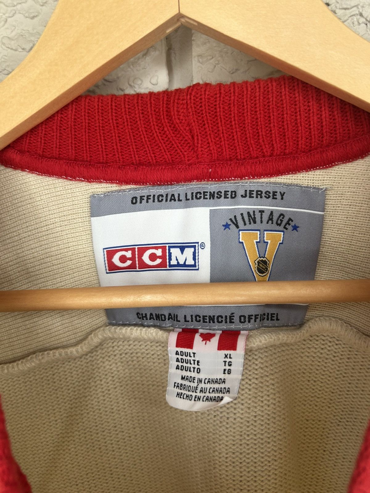 Ccm Vintage CCM Detroit Red Wings Heritage Knit Jersey Size US XL / EU 56 / 4 - 8 Thumbnail