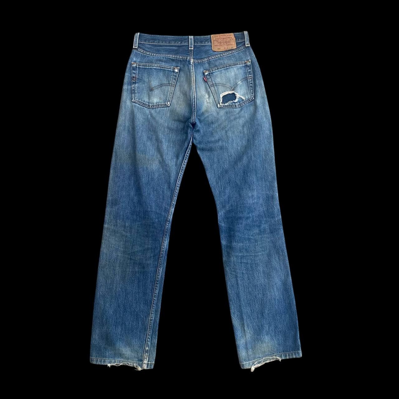 Levi's Vintage Clothing × Vintage KURT COBAIN VINTAGE LEVIS 501 DISTRESSED DIRTY JEAN BJ07-07 Size US 29 - 3 Thumbnail