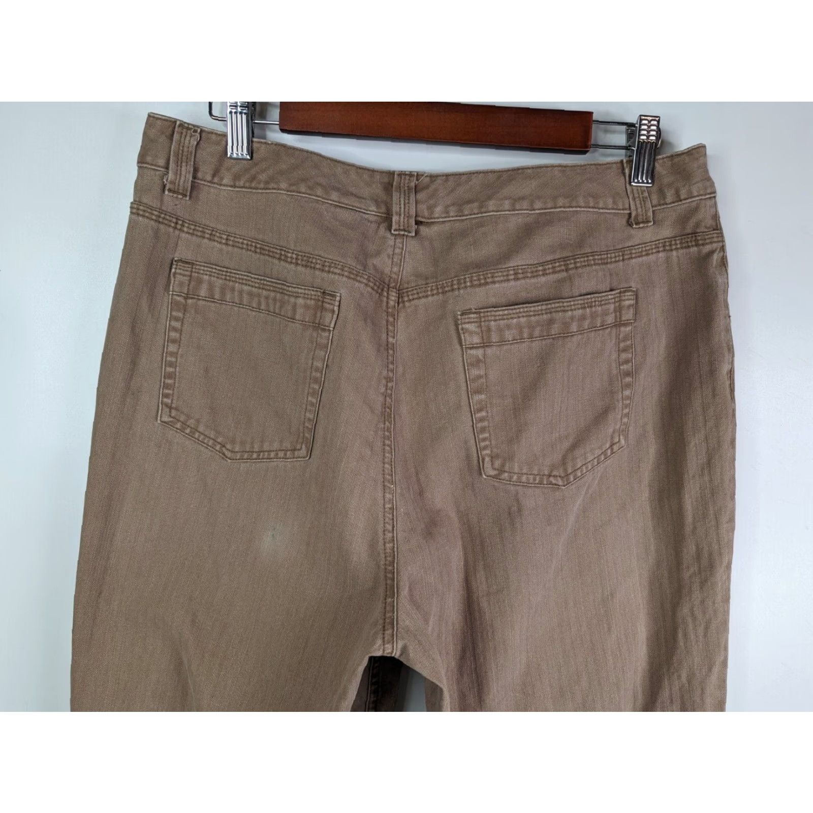 Liz Claiborne **Liz Claiborne Women's Brown Knit Stretch Pants** User: **Liz Claiborne Women's Brown Knit Stretch Pants Size 12** Size 34" / US 12 / IT 48 - 5 Thumbnail