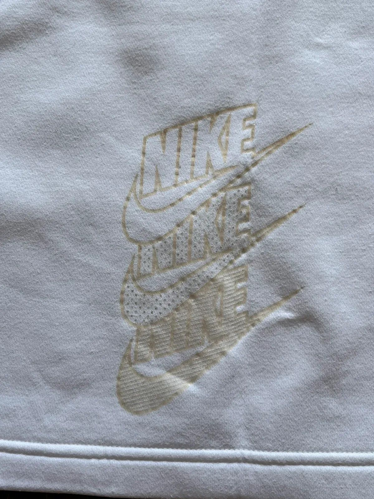 Nike Nike Sz L Half Zip Neck Swoosh Just Do It White Gold Size L / US 10 / IT 46 - 11 Thumbnail