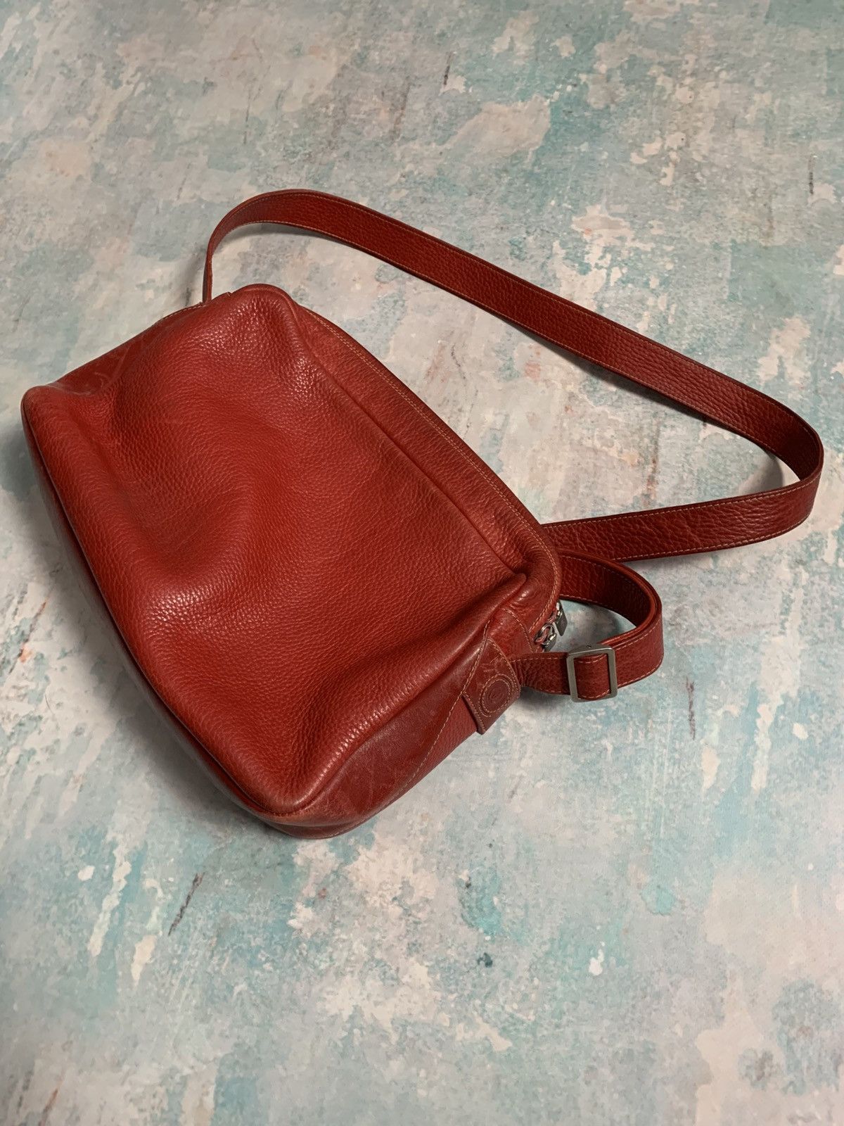 Archival Clothing x Gucci Vintage 80S-90S Gucci Crossbody Shoulders Bag Leather Luxury in Red, Women's