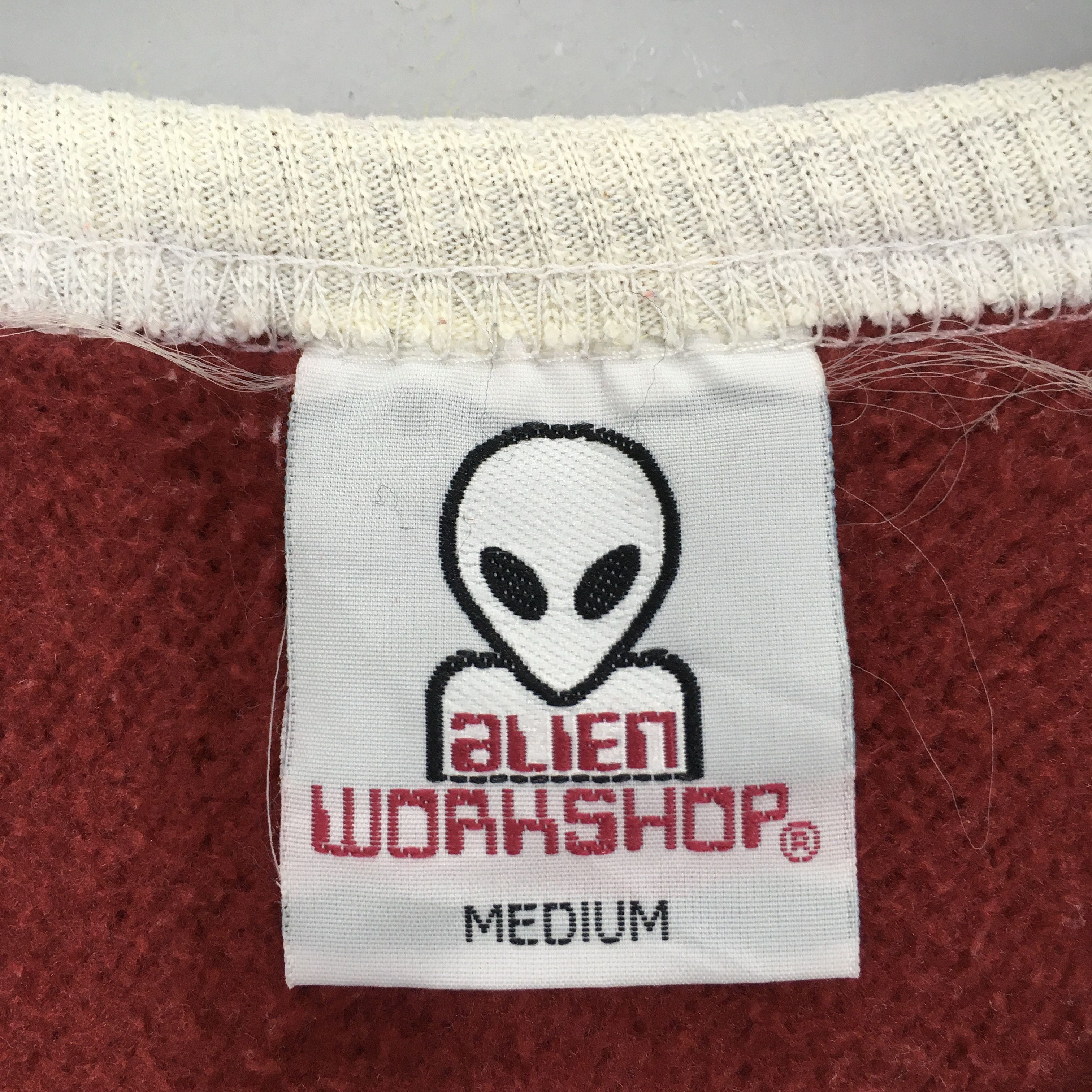 Alien Workshop × Vintage Vintage Alien Workshop Raglan Sweatshirt Medium Size US M / EU 48-50 / 2 - 6 Thumbnail