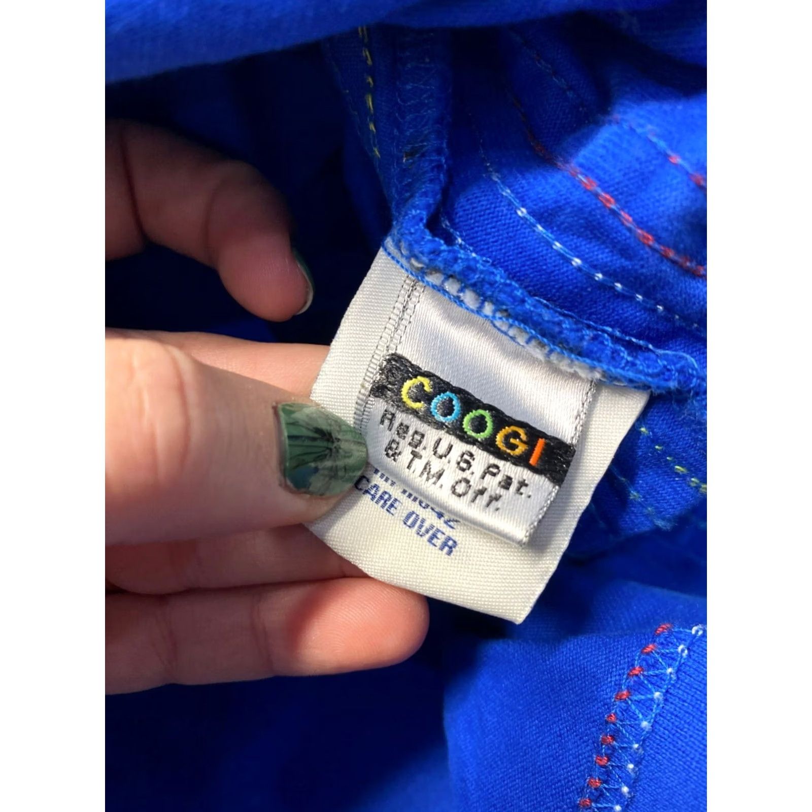 Coogi VINTAGE Men’s Coogi T-Shirt 5XL Blue 90s Embroidery Front Back 34.5” Length Mens shirt Size US XXL / EU 58 / 5 - 7 Thumbnail