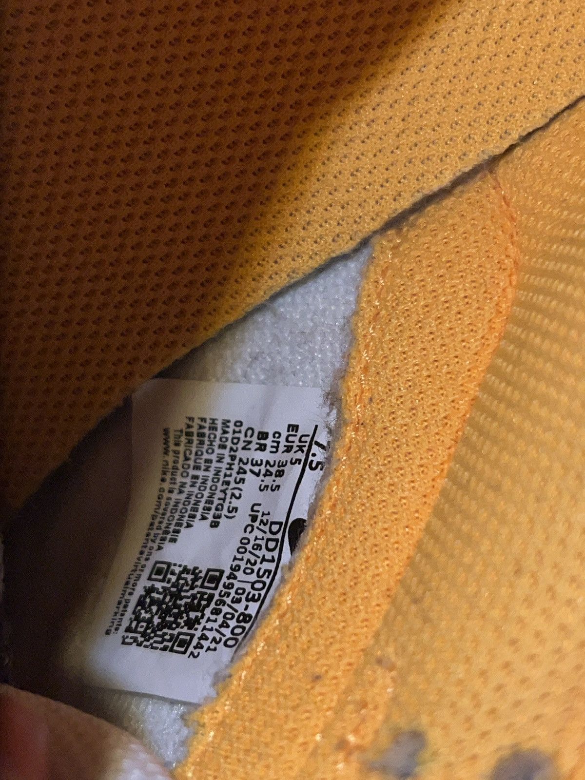 Nike Nike Dunks in Laser Orange Size US 7.5 / IT 37.5 - 7 Thumbnail