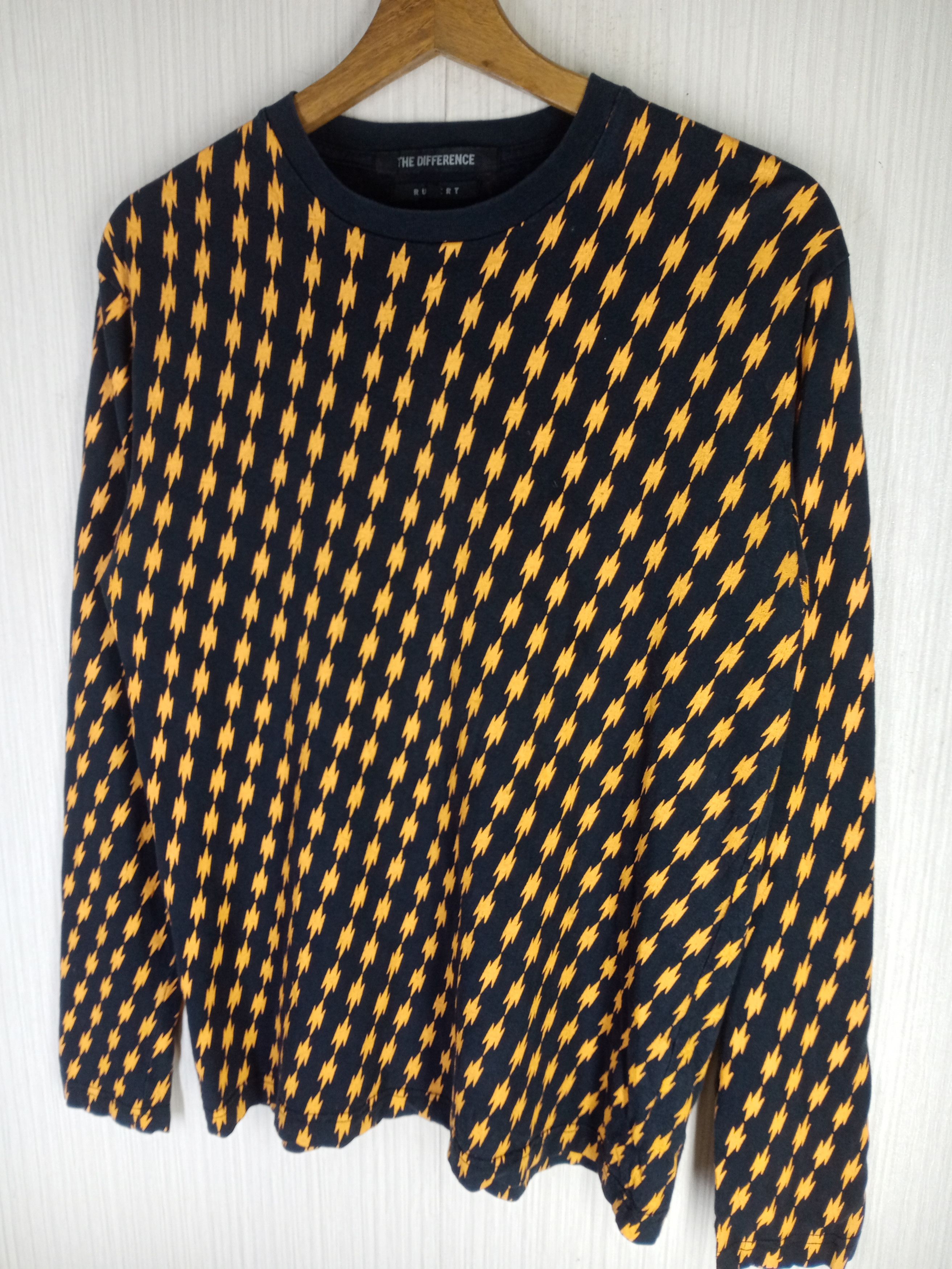 If Six Was Nine × Japanese Brand × Le Grande Bleu (L.G.B.) Rare The Difference Dupert Long Sleeve Tshirt Size US M / EU 48-50 / 2 - 4 Thumbnail