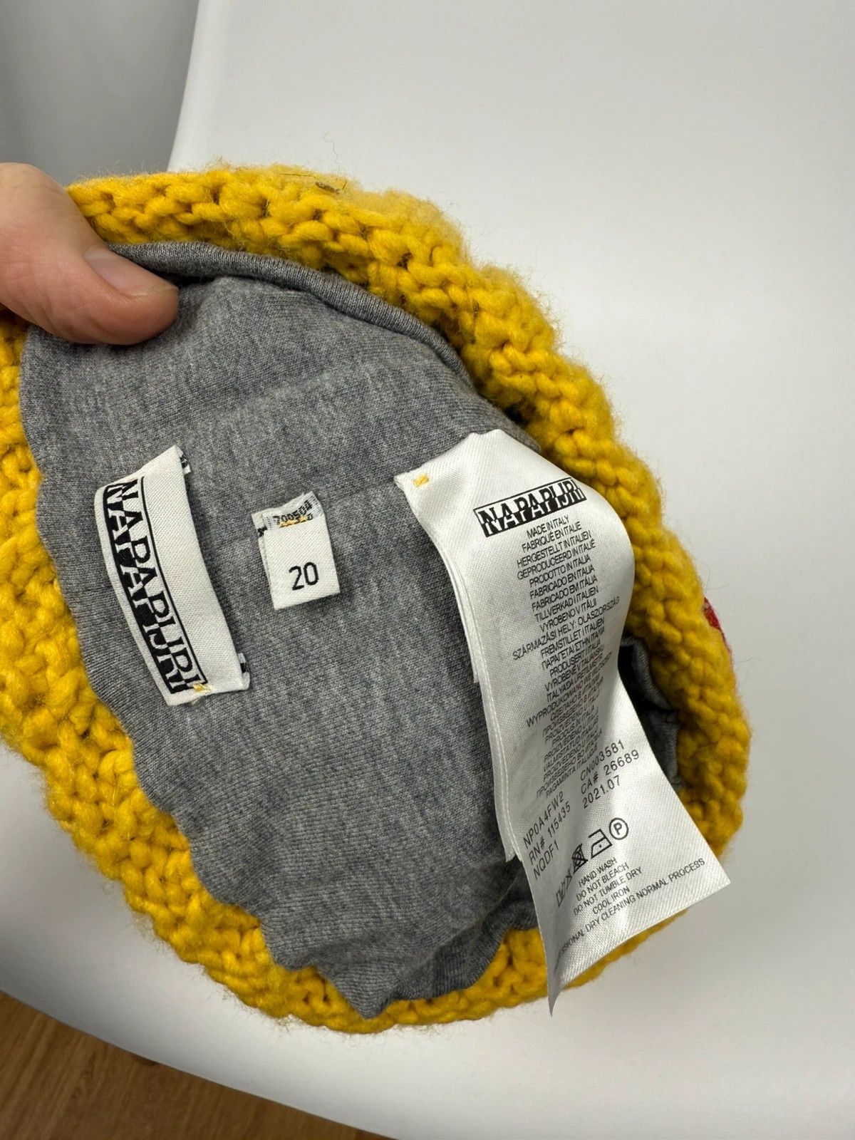 Napapijri Napapijri Knit Acrylic Wool Beanie Womens Size ONE SIZE - 8 Thumbnail