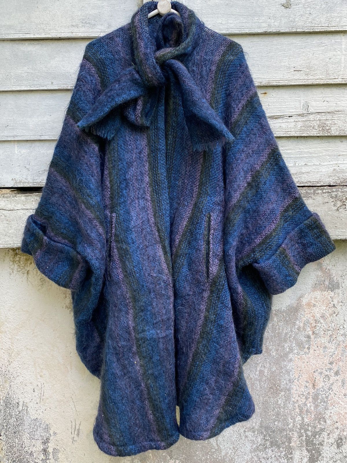Donegal Tweed Donegal Design Handwoven Mohair Shawl Strap Poncho Size US L / EU 52-54 / 3 - 2 Thumbnail
