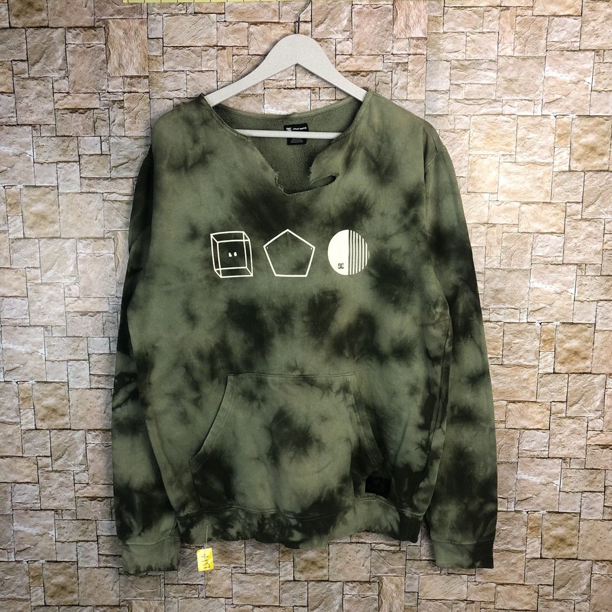 DC DC X Evan Smith Green ripped acid wash Sweatshirt #A187 Size US M / EU 48-50 / 2 - 1 Thumbnail