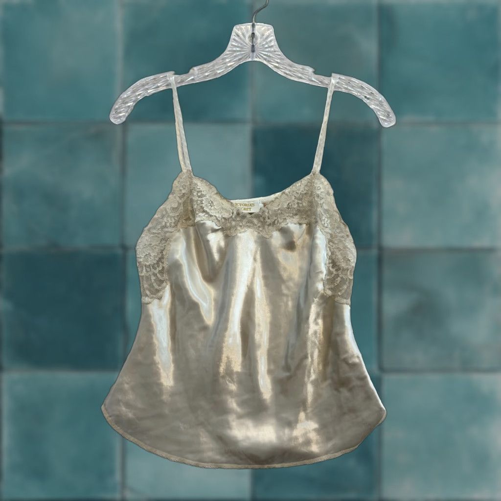 Victoria's Secret VINTAGE Victoria's Secret Camisole Top M Ivory Satin Gold Label 80s Slip Women Size M / US 6-8 / IT 42-44 - 1 Thumbnail