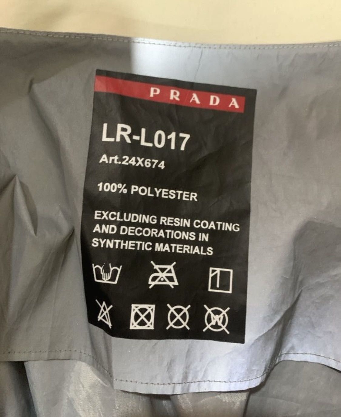 Prada Prada linea rossa SS 2021 reflective nylon tanktop Size XS / US 0-2 / IT 36-38 - 7 Thumbnail