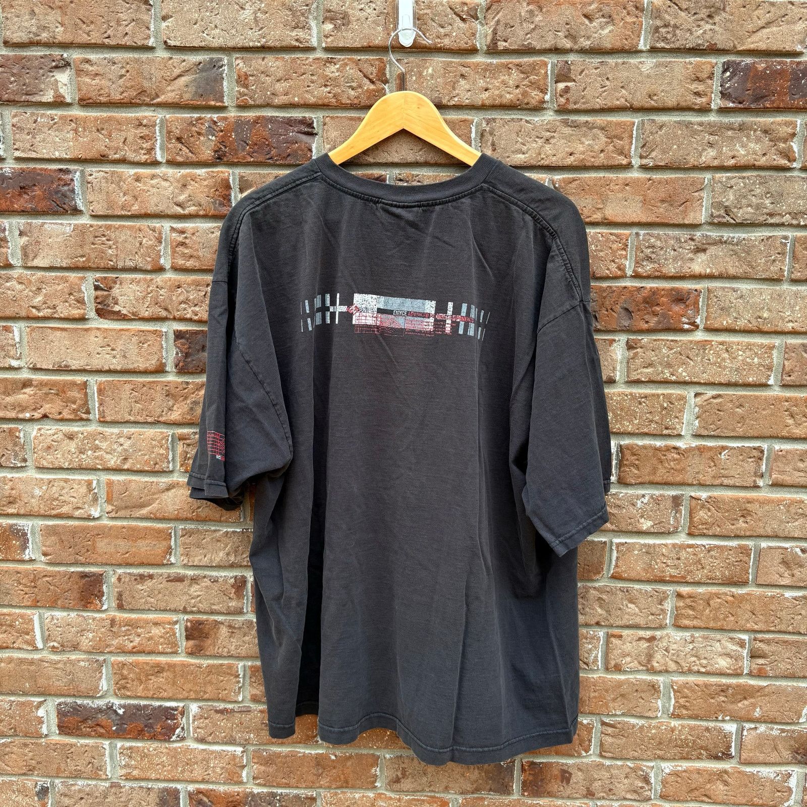 Enyce Vintage Baggy Black Y2K Eynce T-Shirt XXL Size US XXL / EU 58 / 5 - 2 Thumbnail
