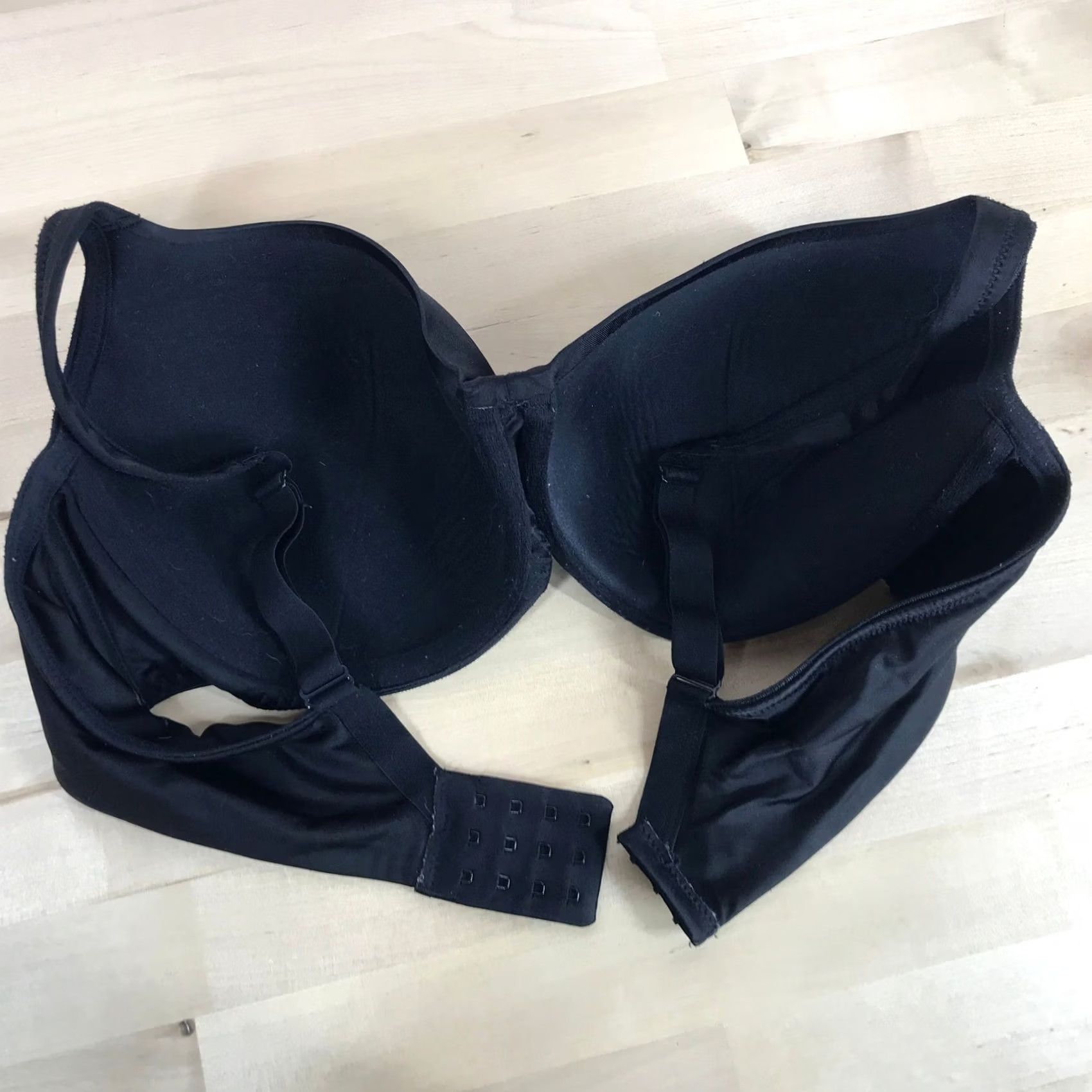 Vintage Soma Balconette Bra Black 38D Underwire Padded Full Coverage Lightly Lined Nylon Spandex Hook & Eye Womens Size ONE SIZE - 4 Thumbnail