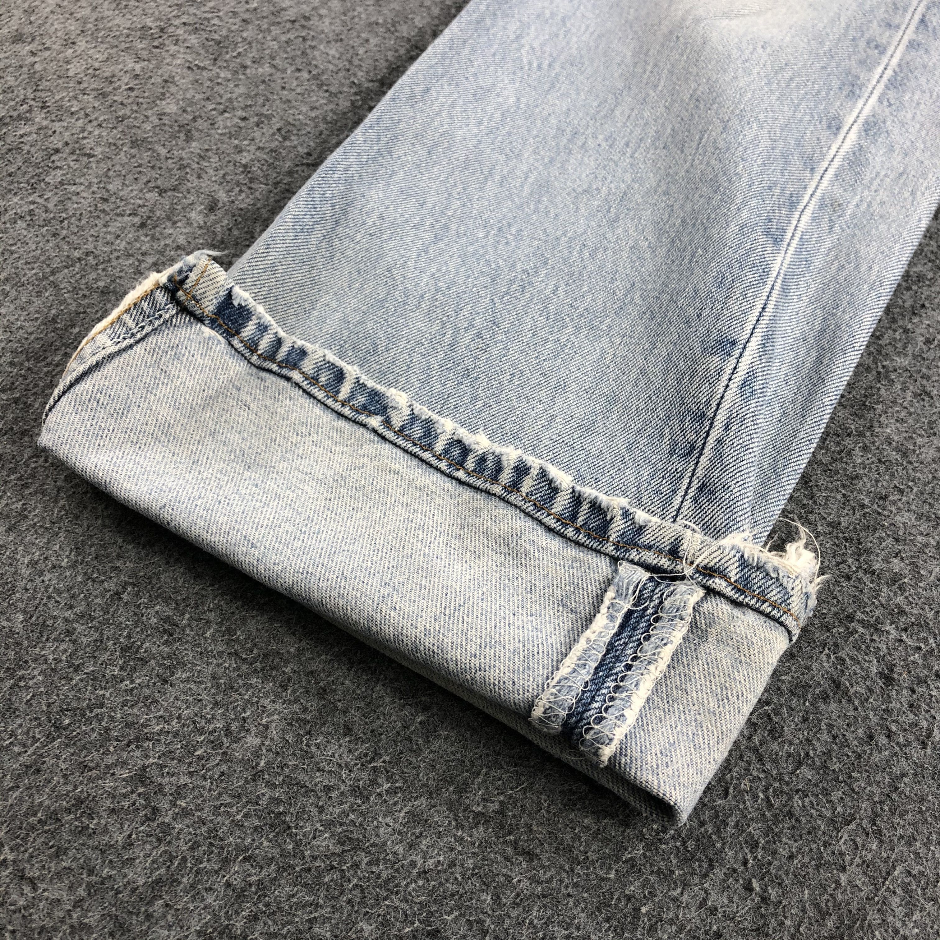 Levi's Vintage 90s Light Wash Distress Levis 501 Jeans-JM843 Size US 30 / EU 46 - 7 Thumbnail